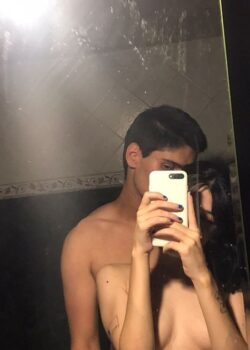 Video amateur de parejita cogiendo 10