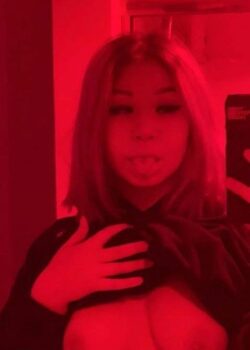 Morrita Cachonda Nudes 3